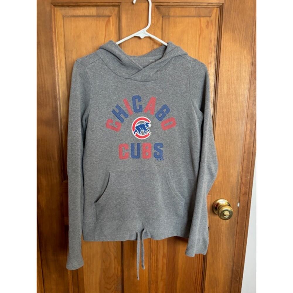 Women’s Chicago Cubs Hood Gray Sweatshirt with Thumb holes Size Small